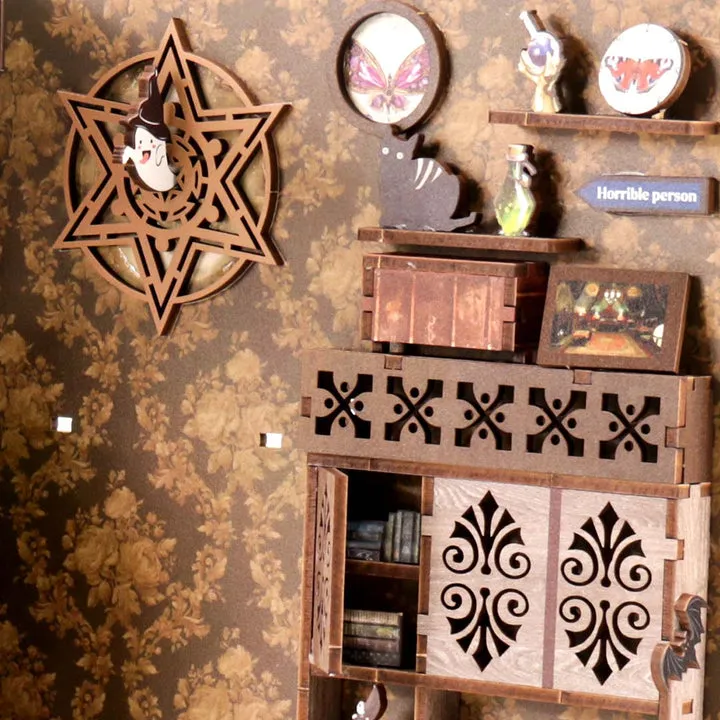 Book Nook - Magic Night - Image 9