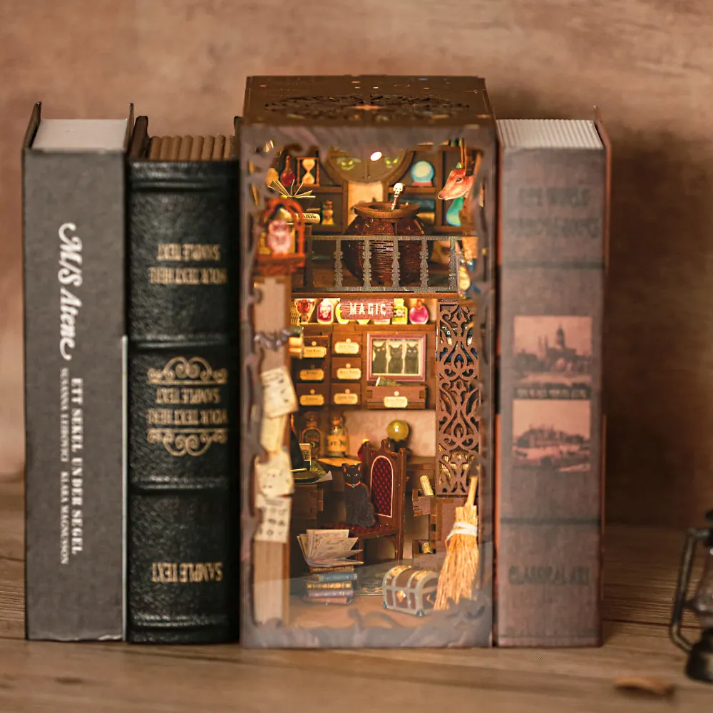 Book Nook - Magic Pharmacist - Image 6