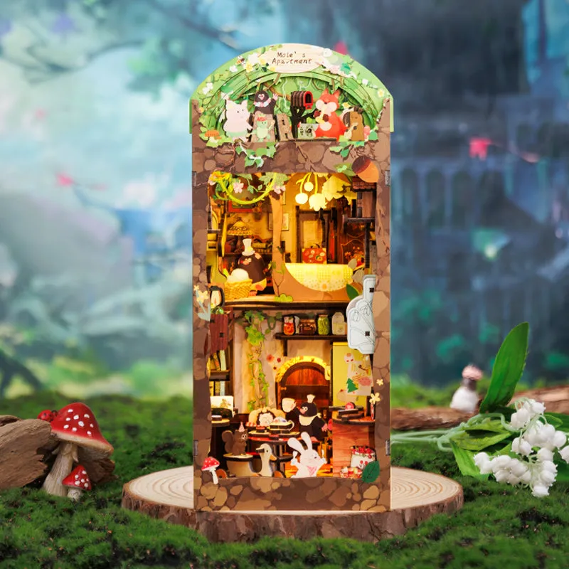 Book Nook - Mole's Apartment - Image 5