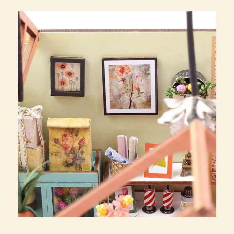 Miniature House - Jenny Greenhouse - Image 5